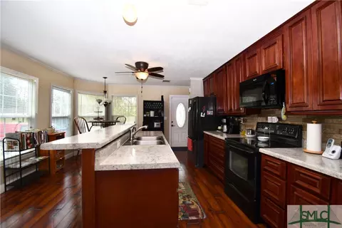 375 Beulah Rd, Midway, GA 31320 photo 8