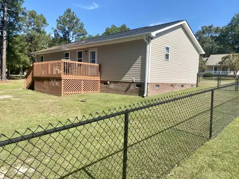 100 Walnut Ave, Hamlet, NC 28345 photo 3