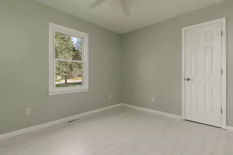 106 Curtis Ave, Hamlet, NC 28345 photo 14