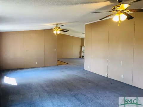325 Mockingbird Dr, Springfield, GA 31329 photo 4