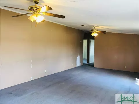 325 Mockingbird Dr, Springfield, GA 31329 photo 2