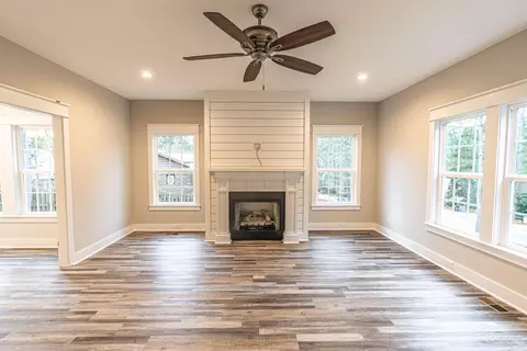 1015 Monticello Dr, Pinehurst, NC 28374 photo 5