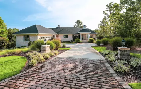 13 Lakeside Ct, Pinehurst, NC 28374 photo 3