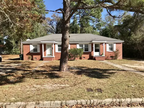 712 Jefferson St, Hamlet, NC 28345 photo 1