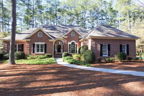 47 Pinewild Dr, Pinehurst, NC 28374 photo 1