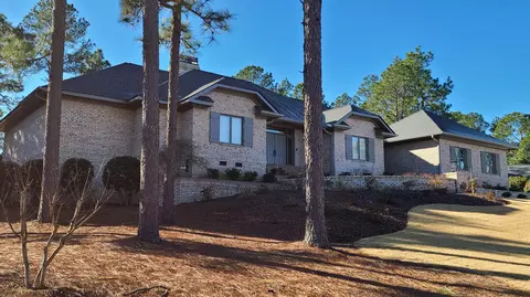 230 Inverrary Rd, Pinehurst, NC 28374 photo 1