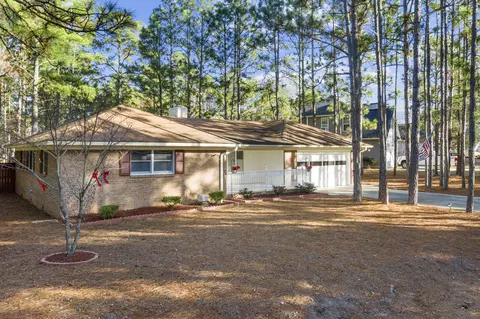 150 Adams Cir, Pinehurst, NC 28374 photo 1