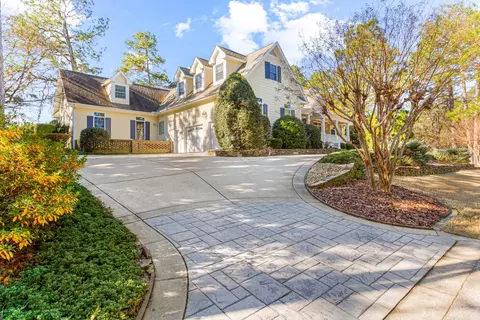 70 Oak Meadow Rd, Pinehurst, NC 28374 photo 2