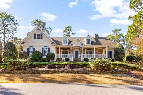 70 Oak Meadow Rd, Pinehurst, NC 28374 photo 1