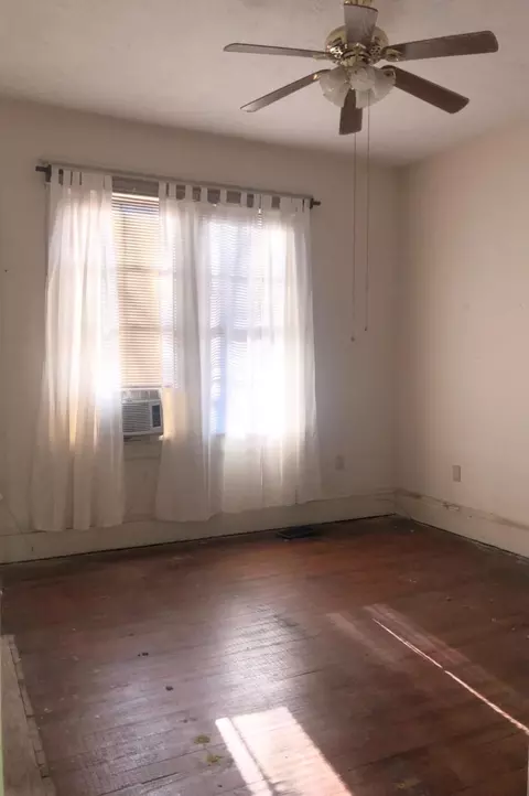 409 Jefferson St, Hamlet, NC 28345 photo 9