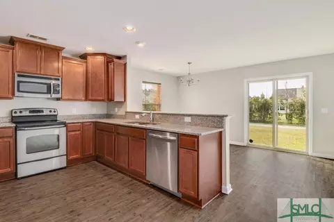 337 Hitching Post Ln, Pooler, GA 31322 photo 4