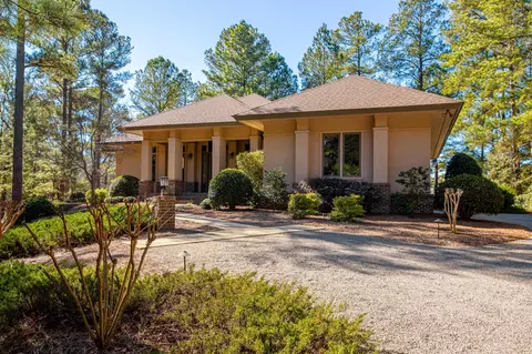 16 Mcmichael Dr, Pinehurst, NC 28374 photo 4