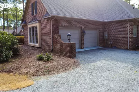 29 Greyabbey Dr, Pinehurst, NC 28374 photo 2