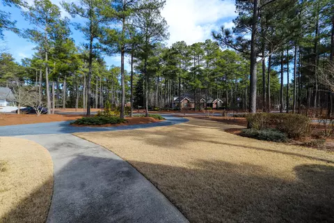 29 Greyabbey Dr, Pinehurst, NC 28374 photo 4