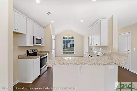 127 Grimsby Rd, Savannah, GA 31407 photo 5