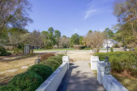 20 Lake Forest Dr, Pinehurst, NC 28374 photo 2