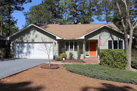 170 Salem Dr, Pinehurst, NC 28374 photo 1