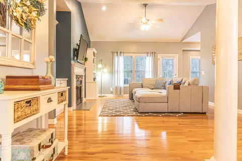 165 New Bedford Cir, Pinehurst, NC 28374 photo 4