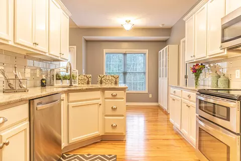 165 New Bedford Cir, Pinehurst, NC 28374 photo 7