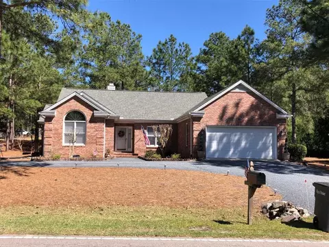 675 Burning Tree Rd, Pinehurst, NC 28374 photo 1