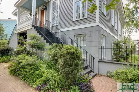 211 E Park Ave, Savannah, GA 31401 photo 1