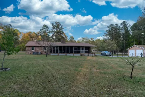 143 Dixie Trl, Hamlet, NC 28345 photo 16