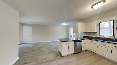 250 Lake Forest Dr, Pinehurst, NC 28374 photo 4