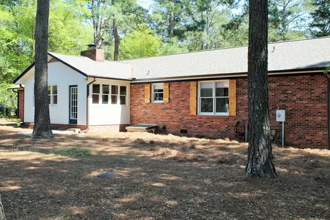 225 Lake Forest Dr, Pinehurst, NC 28374 photo 9