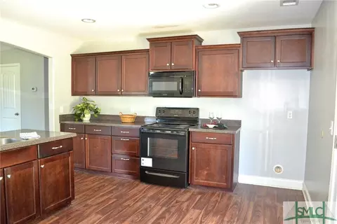 108 Bridgewood Dr, Springfield, GA 31329 photo 8