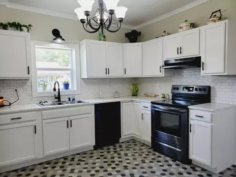 110 E Main St, Ellerbe, NC 28338 photo 8