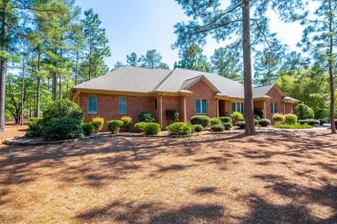 17 Lasswade Dr, Pinehurst, NC 28374 photo 3