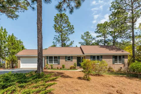4 Bay Ct, Pinehurst, NC 28374 photo 1