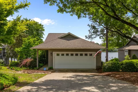 11 Westlake Pointe Dr, Pinehurst, NC 28374 photo 2