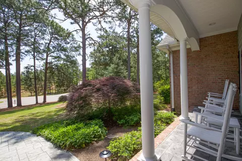 95 E Mckenzie Rd, Pinehurst, NC 28374 photo 4