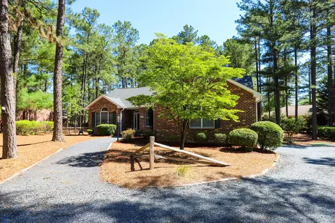 215 Pine Vista Dr, Pinehurst, NC 28374 photo 3