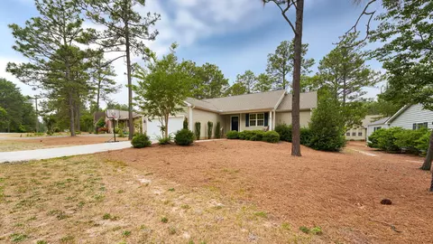1540 E Longleaf Dr, Pinehurst, NC 28374 photo 2