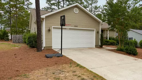 1540 E Longleaf Dr, Pinehurst, NC 28374 photo 3