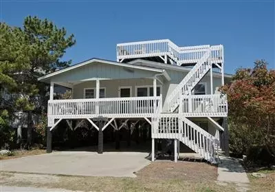 425 40th St, Sunset Beach, NC 28468 photo 1
