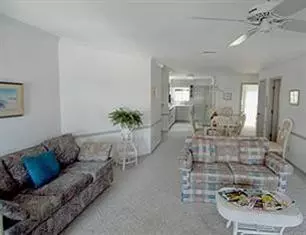 417 5th St, Sunset Beach, NC 28468 photo 3