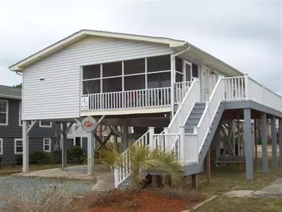 422 29th St, Sunset Beach, NC 28468 photo 1