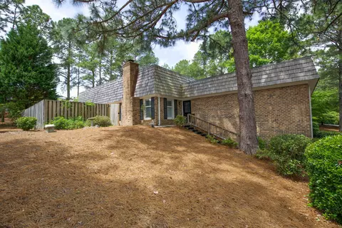 204 Tall Trees Dr, Pinehurst, NC 28374 photo 4