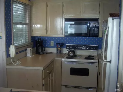 1608 E Main St #B, Sunset Beach, NC 28468 photo 3