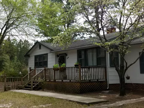 2019 Mcdonald Ave, Hamlet, NC 28345 photo 2
