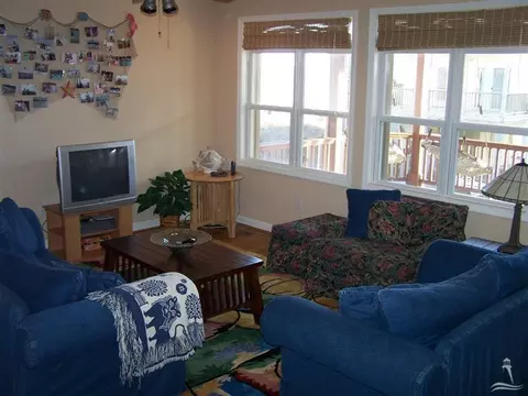 392 E Second St, Ocean Isle Beach, NC 28469 photo 2
