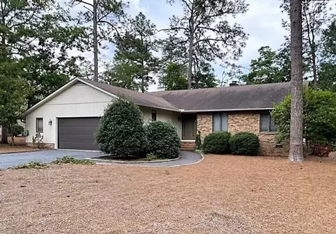 3 Bangor Ln, Pinehurst, NC 28374 photo 2