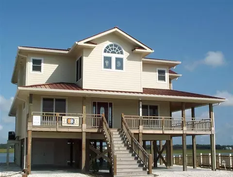 1823 E Main St, Sunset Beach, NC 28468 photo 1
