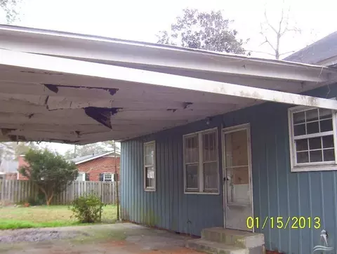 301 E Church St, Atkinson, NC 28421 photo 5
