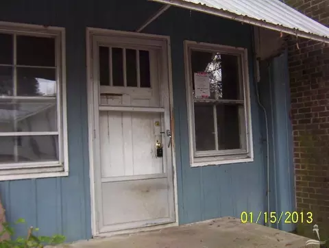301 E Church St, Atkinson, NC 28421 photo 6