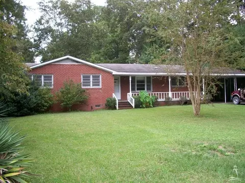 211 E 5th Ave, Chadbourn, NC 28431 photo 1