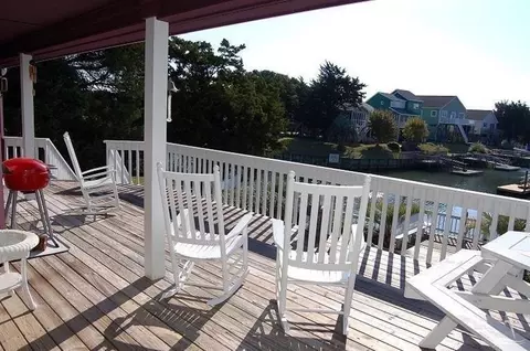 187 Swordfish Drvie Dr, Holden Beach, NC 28462 photo 4